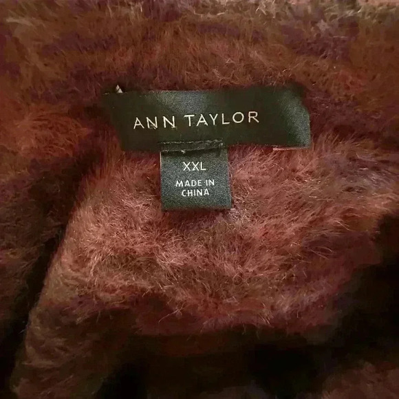Ann Taylor Velour Sweater - Picture 8 of 8